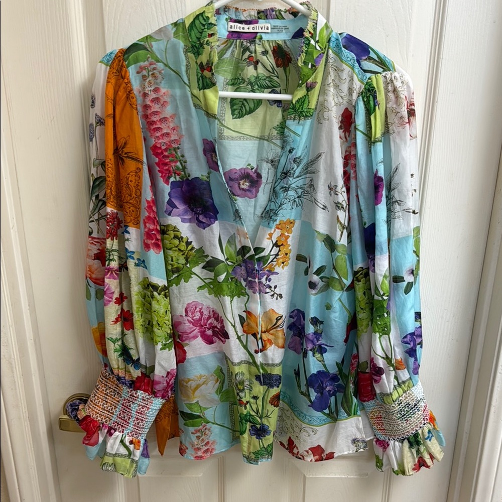 Alice + Olivia Blue Green Graphic Blouse with Mandarin Collar